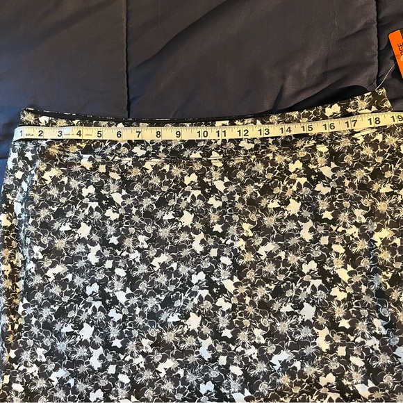 Tranquility by Colorado Clothing Patterned Ladies' Skort, XXL - Picture 5 of 7
